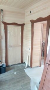 drewniane wykończenie wnętrz