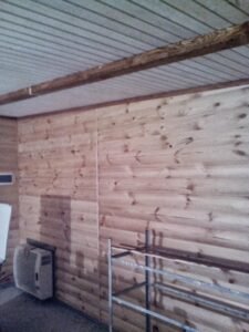 dekoracje z drewna w stylu starodawnym