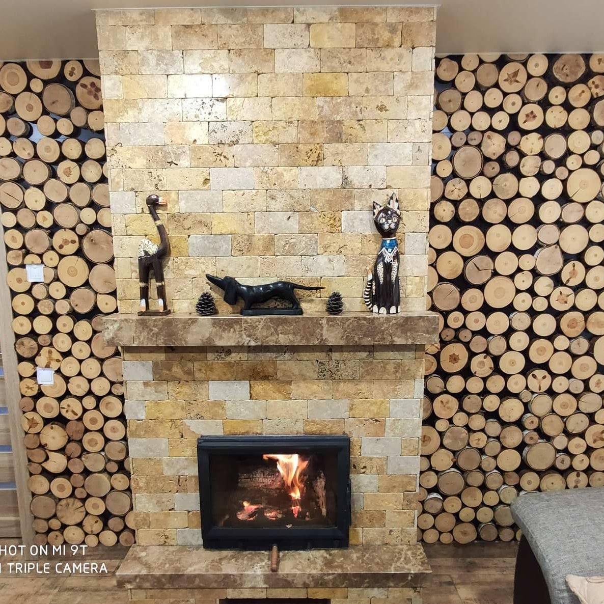 kominek z kamienia naturalnego